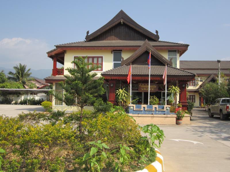 Khampaseuth Hotel Vang Vieng Exteriér fotografie